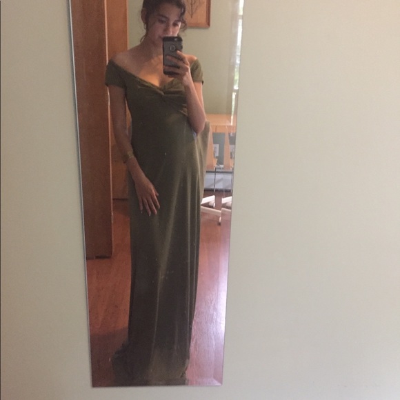 David meister green off shoulder gown - Picture 3 of 4